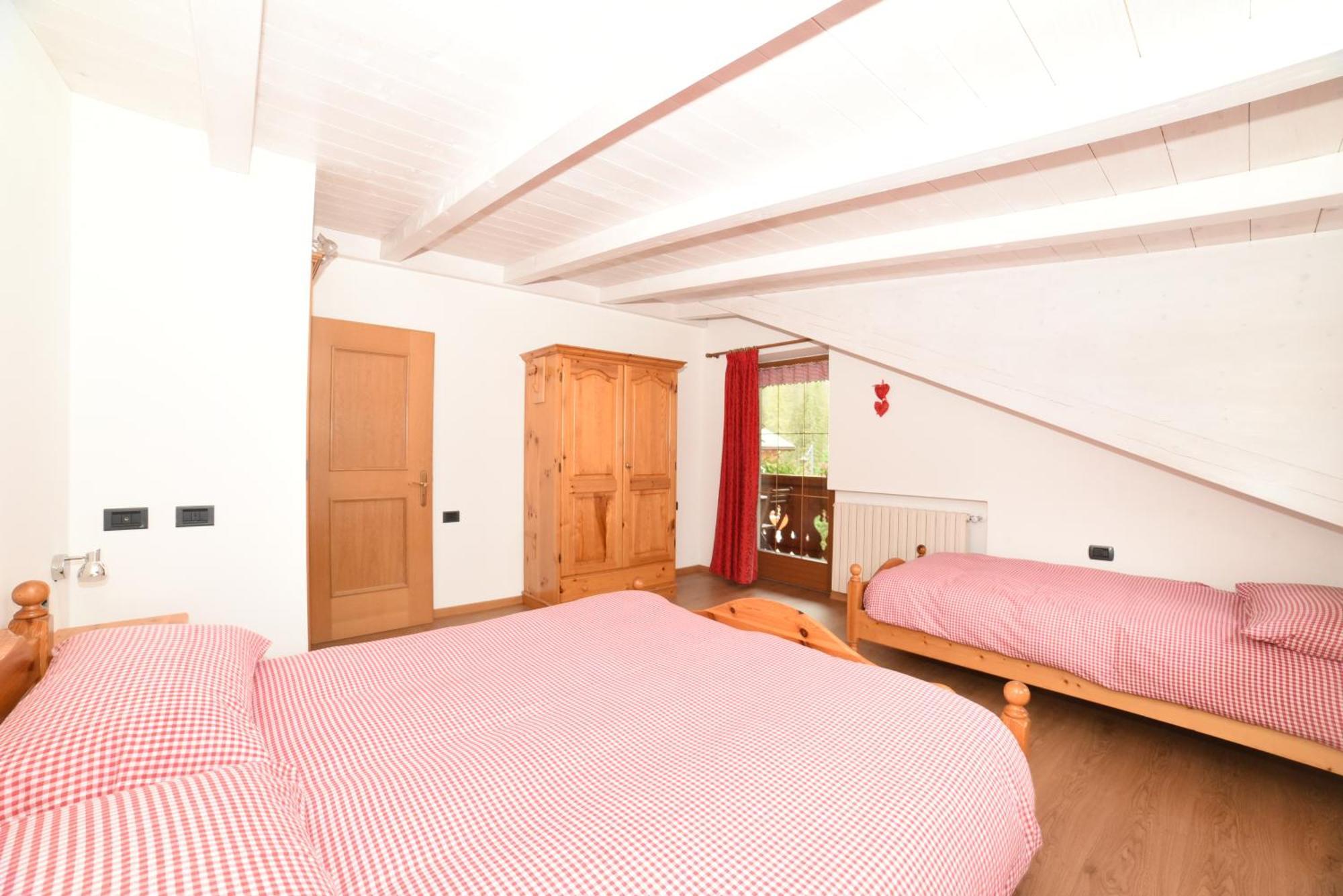 Cesa Mandi E Miky Apartment Canazei Exterior photo